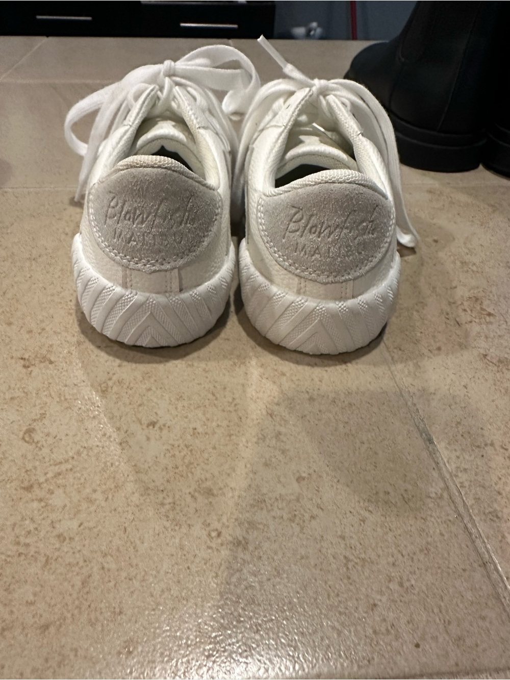 White Women's Low-Top Canvas Sneakers - Picture 4 of 6